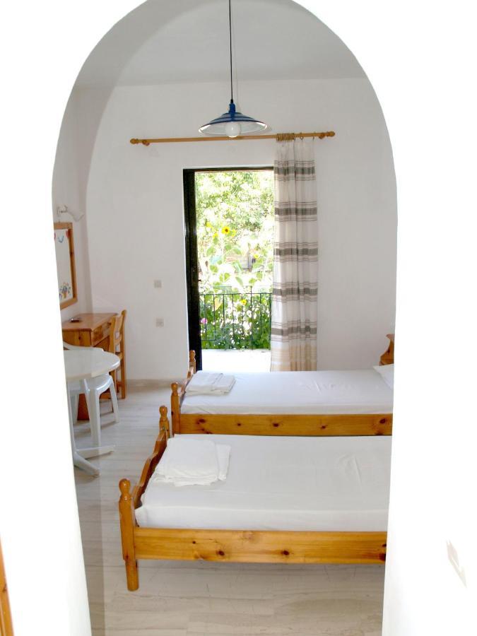 Clad Studios Laganas Dış mekan fotoğraf